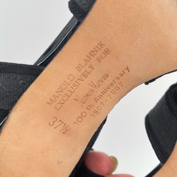 Manolo Blahnik Black Suede Slingback Sandals 7.5 Neiman Marcus Exclusive - Picture 12 of 17